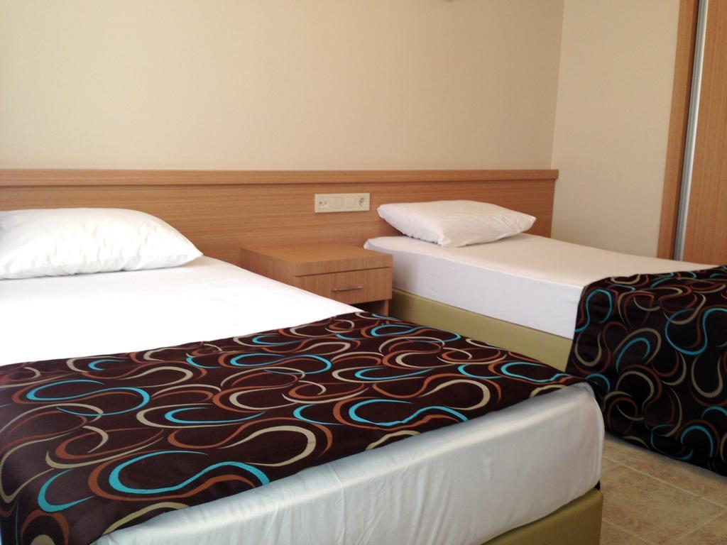 Beyaz Saray Hotel Side Phòng bức ảnh